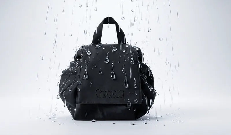 Trooss imperméable — gouttes d'eau qui glissent